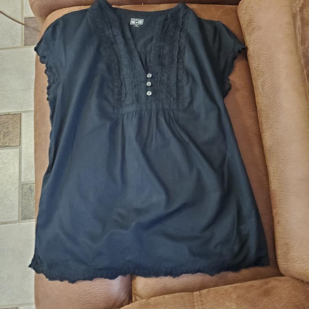 Converse Ruffle Shirt